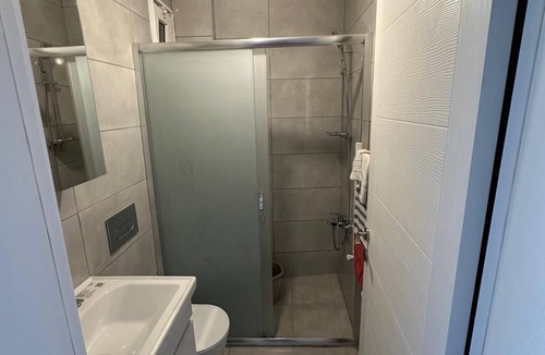Besiktas Apartment | Enjoyable 2-bedroom apartment with AC in lovely İstanbul