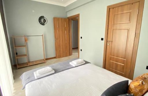 Yanik Villa | Evabella Villa