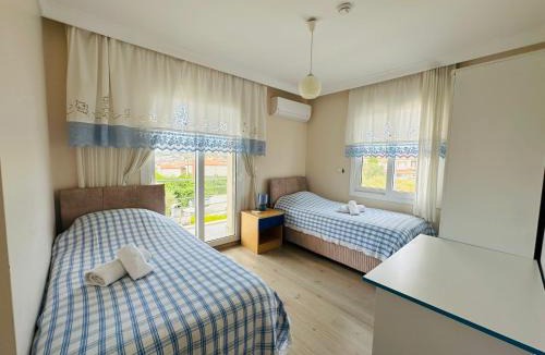 Alacati Villa | Evalacati - Villa Harnup- Summer Breeze with private pool and garden