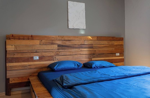 Osmanbey Apartment | Fabulous Large Duplex - 3 Bedroom 2 Bathroom - Terrace - Fast WiFi - Full Aircon