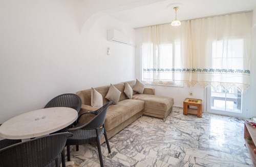 Fethiye Apartment | Flat w Balcony and Garden 25 min to Oludeniz
