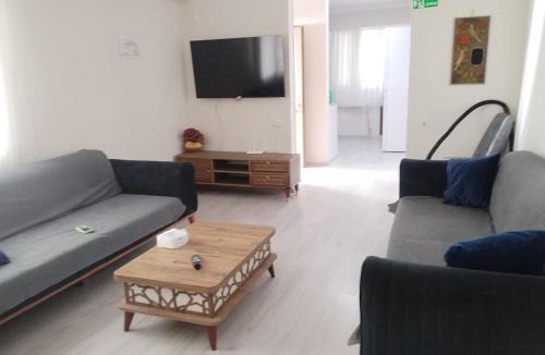 Kadnlar Denizi Mahallesi Apartment | For women, 100 meters to the sea and the beach, luxury villa with panoramic views
