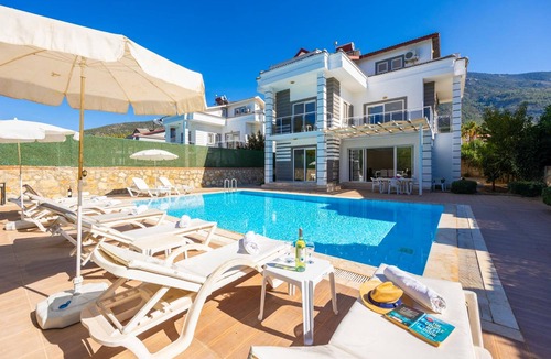 Oludeniz Villa | Four Seasons Villa in Oludeniz