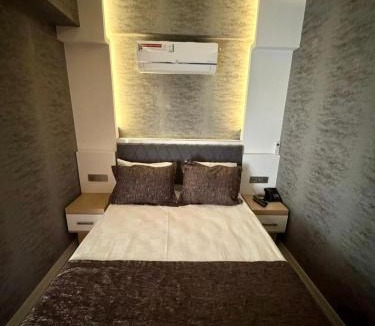 Yunusemre Hotel | Golden Rose Deluxe Hotel