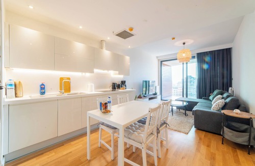 Kucukcekmece Apartment | Golden Stones House Sea View