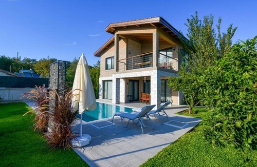 Yaniklar Villa | Gorgeous Villa with Private Pool and Jacuzzi in Fethiye