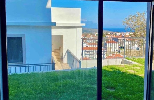 Gokceada Villa | Green Roof Villa