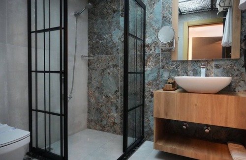 Artikli Hotel | Hawaii Beach Resort Hotel