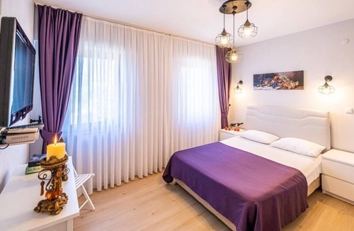 Bozcaada Hotel | Heredot Otel