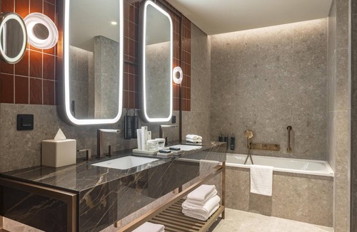 Arnavutkoy Hotel | Hilton Istanbul Airport