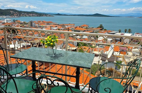Ayvalik City Center House | Historic Greek House with Sea View in Ayvalik