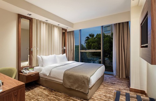 Guzeloba Mahallesi Hotel | Holiday Inn Antalya - Lara by IHG