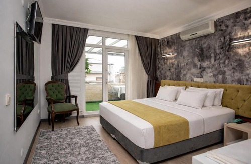 Asmali Mescit Hotel | Hotel Pera Capitol - Taksim & İstiklal