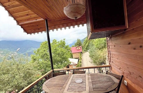 Macka Ski Chalet | İsgobya Dağ Evleri