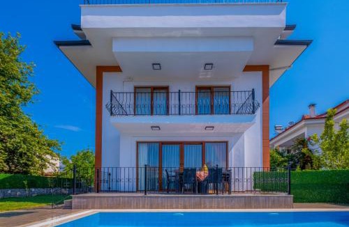 Fethiye City Center Villa | Infinity Myra Villa