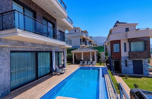 Kalkan Villa | KALKAN DA DENİZ MANZARALI ÖZEL HAVUZLU LÜKS VİLLA