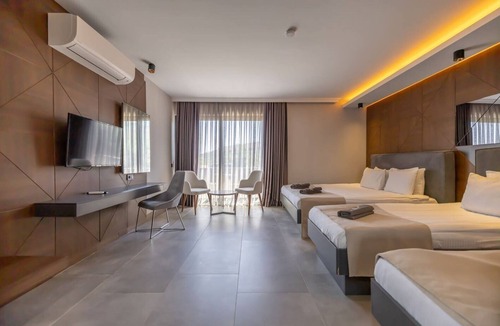 Ayvalik Hostel | Khaja Beach Hotel