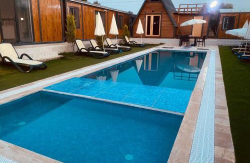 Kepez Bed & Breakfast | La Bella Bungalov