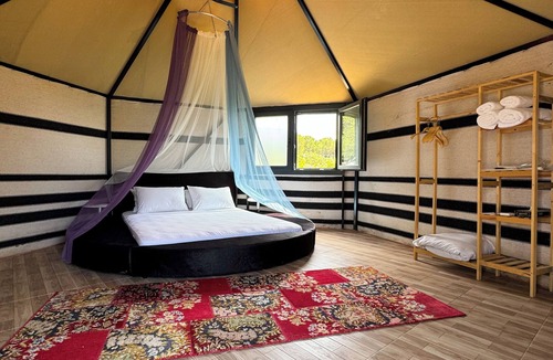 Bozcaada Hotel | Le Petit Hotel ve Bağ Evi