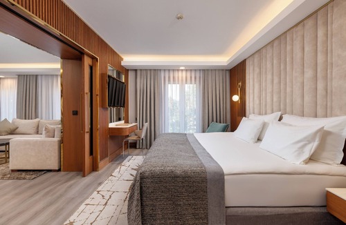Gaziosmanpasa Hotel | Limak Ambassadore - Special Class