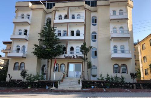 Urgup Hostel | loopy lodge hotel
