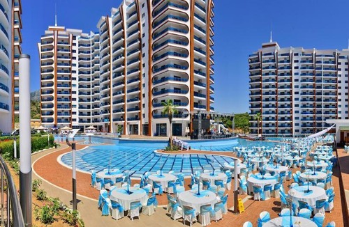 Seki Apartment | Lovely studio-flat in Azura Park Residence
