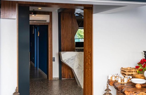 Eski Lara Hotel | Lucky Monkey Midi Hotel