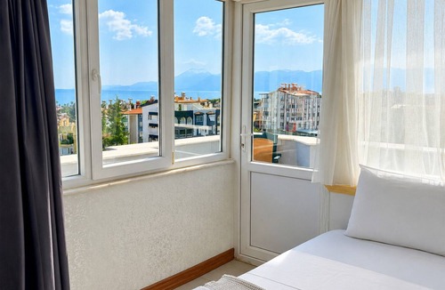 Lara Hotel | Luna Hotel