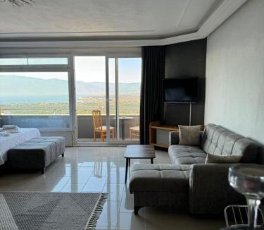 Burhaniye Hotel | Luv Hotel