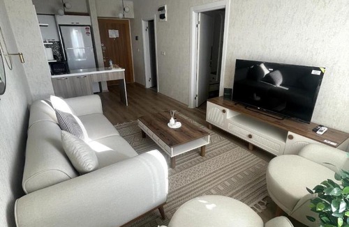 Esenyurt Apartment | Luxe Suite AY37
