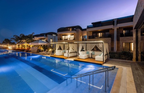 Kadriye Apartment | Luxury Garden Suites
