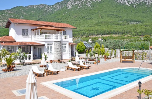 Uzumlu Villa | Luxury Villa Estelle