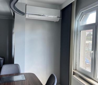 Zeytinburnu Apartment | Luxury Z-Apart Family Homes 2 Bedrooms WIFI near Metro Zeytinburnu Istanbul