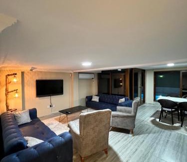 Kargıpınarı Villa | Müstakil Alt Kat Havuzlu Villa