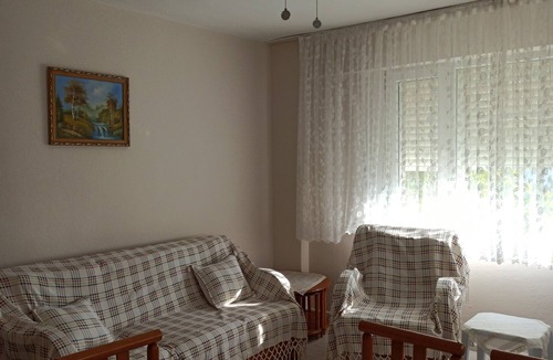 Ayvalik City Center Apartment | Melodia Guest House 3 Rooms Apartment in Heart of Ayvalık