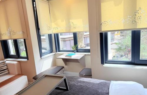Kadikoy Apartment | MEYS Apartment 2
