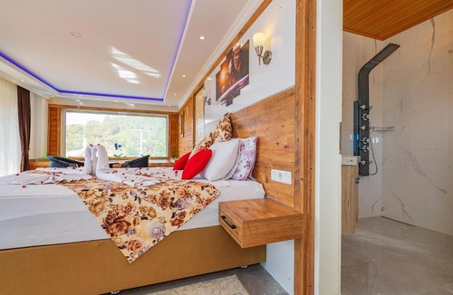 Islamlar Villa | Mezopotamya - 1 Bedroom with jacuzzi in Kalkan