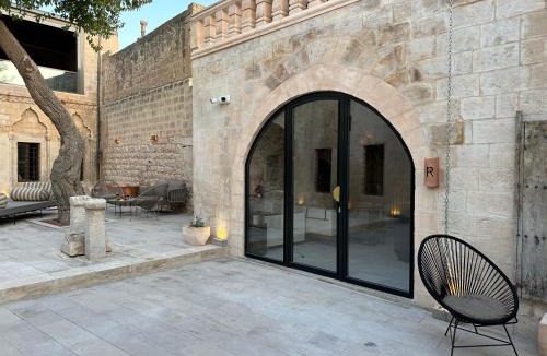 Artuklu Hotel | Mirsoum Han