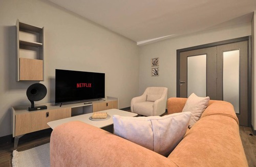 Kadikoy Apartment | Modern 2BR, 2 Living Areas, 2 Baths, Kadikoy