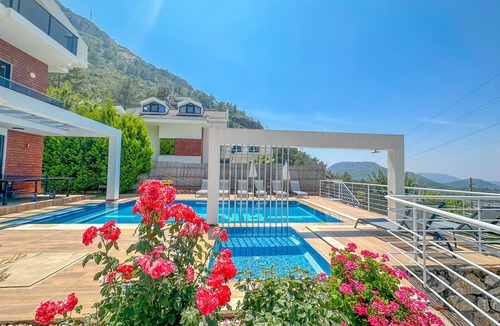 Oludeniz Villa | Modern private villa with pool close to Olu Deniz