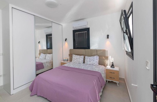 Bodrum City Center Villa | Modern Villa with Garden and Terrace near Beach in the Heart of Bodrum