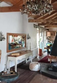 Derekoy House | mor salkım bahçe