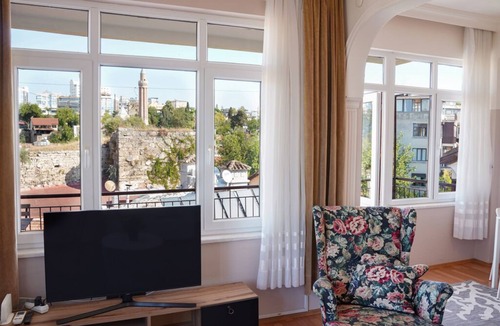 Kaleici House | Nazende Beautiful Sea View Flat in Lovely Old Town