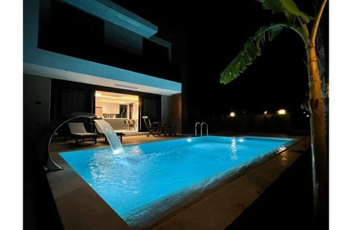 Kaleici House | New luxury Villas with 5 min walk from blue flag seaside.