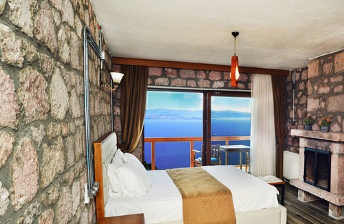 Balabanlı Hotel | Nomad Inn