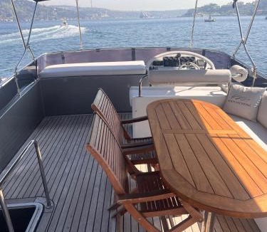 Bebek Boat Rental | Nova Yachting
