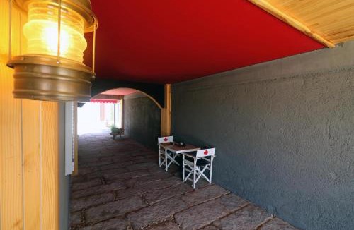 Kemalpasa Hotel | Old Farm Hotel