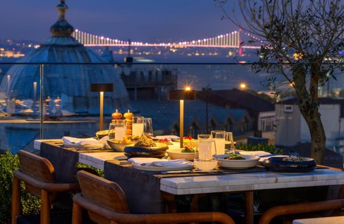 Cagaloglu Hotel | Orient Occident Hotel Istanbul, Autograph Collection