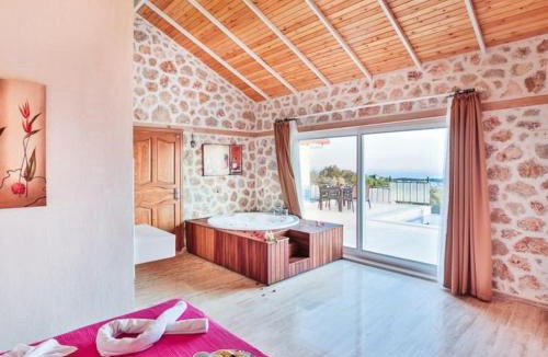 Islamlar Villa | Panoromik deniz manzarası villa hilal