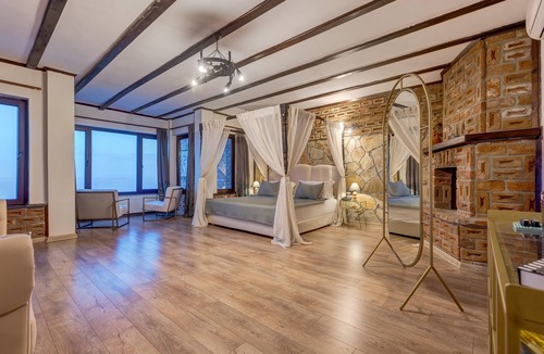 Altinoluk Hotel | Papazlikhan Hotel